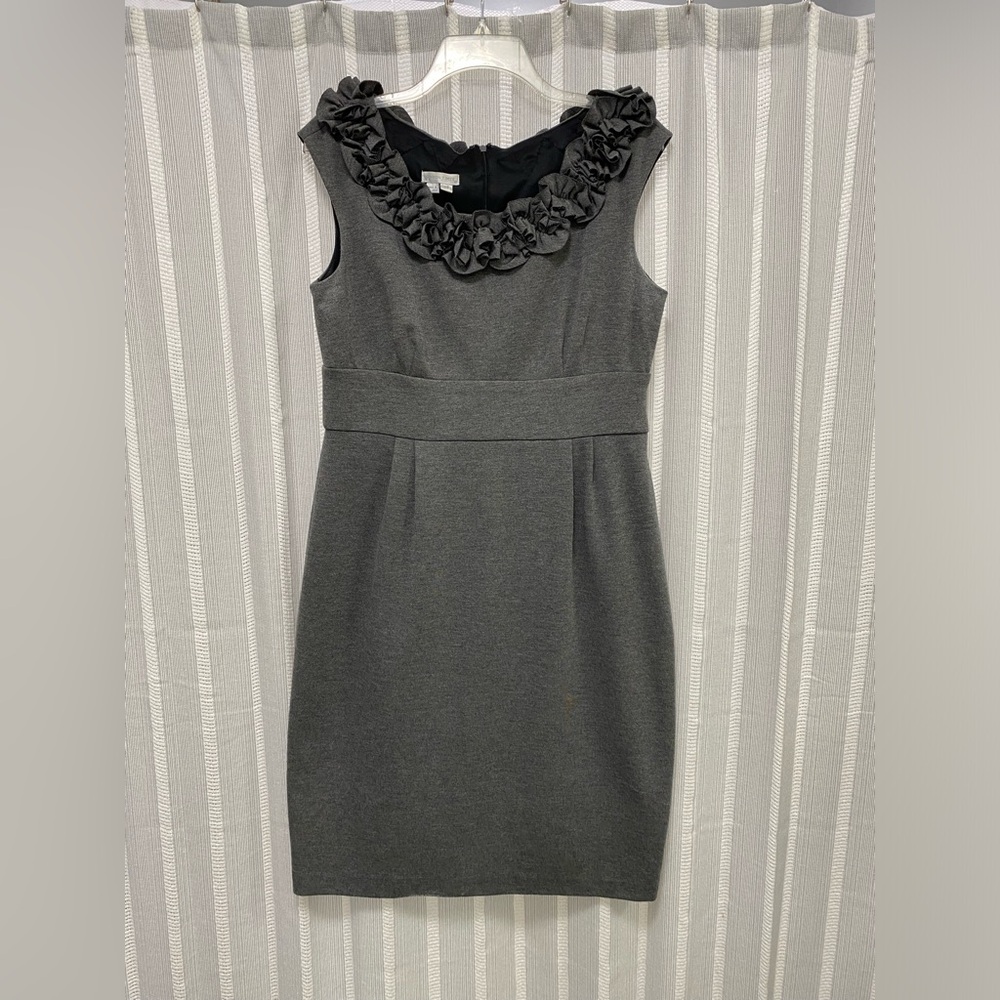 London Times Grey Sheath Dress Ruffle Collar Size 14‎